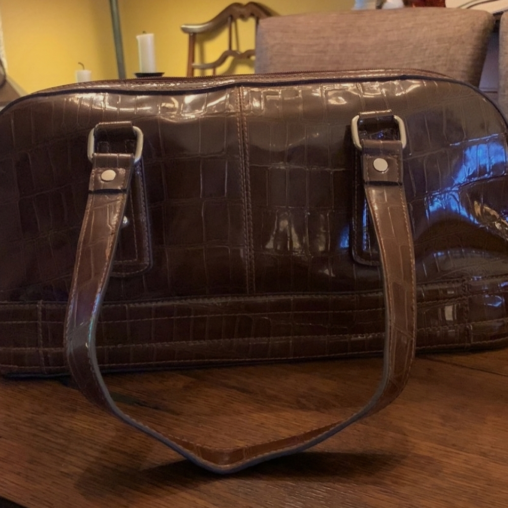 Liz claiborne crazy horse hand bag  bundle of 2 GUC - Picture 6 of 16